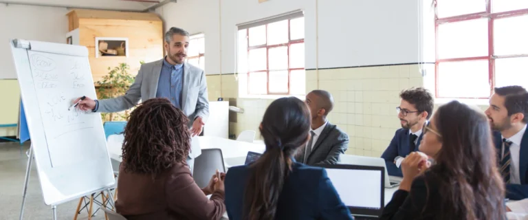Customer Lifecycle Management for Taxi Businesses: A Step-by-Step Strategy